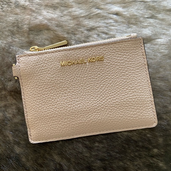 Michael Kors Handbags - Micheal Kors wallet